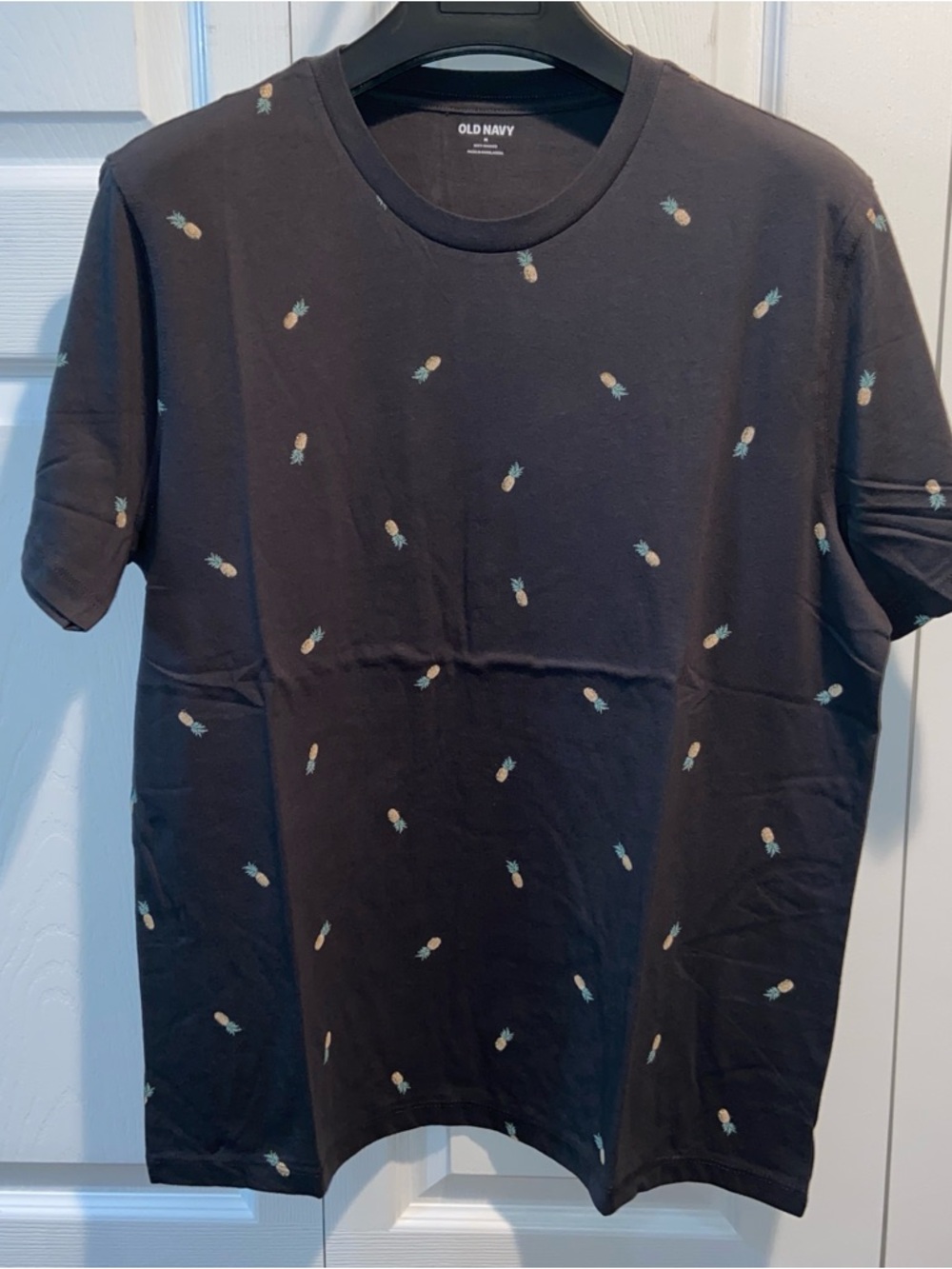 Old Navy Pineapple Graphic T-Shirt